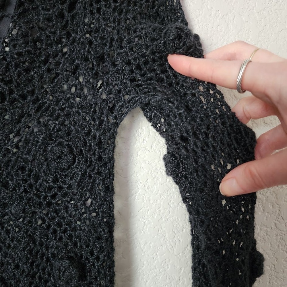 BETSEY JOHNSON NEW YORK Black Crochet Lace Cardigan Tie‎ Front Whimsigoth Y2K S - Picture 9 of 9